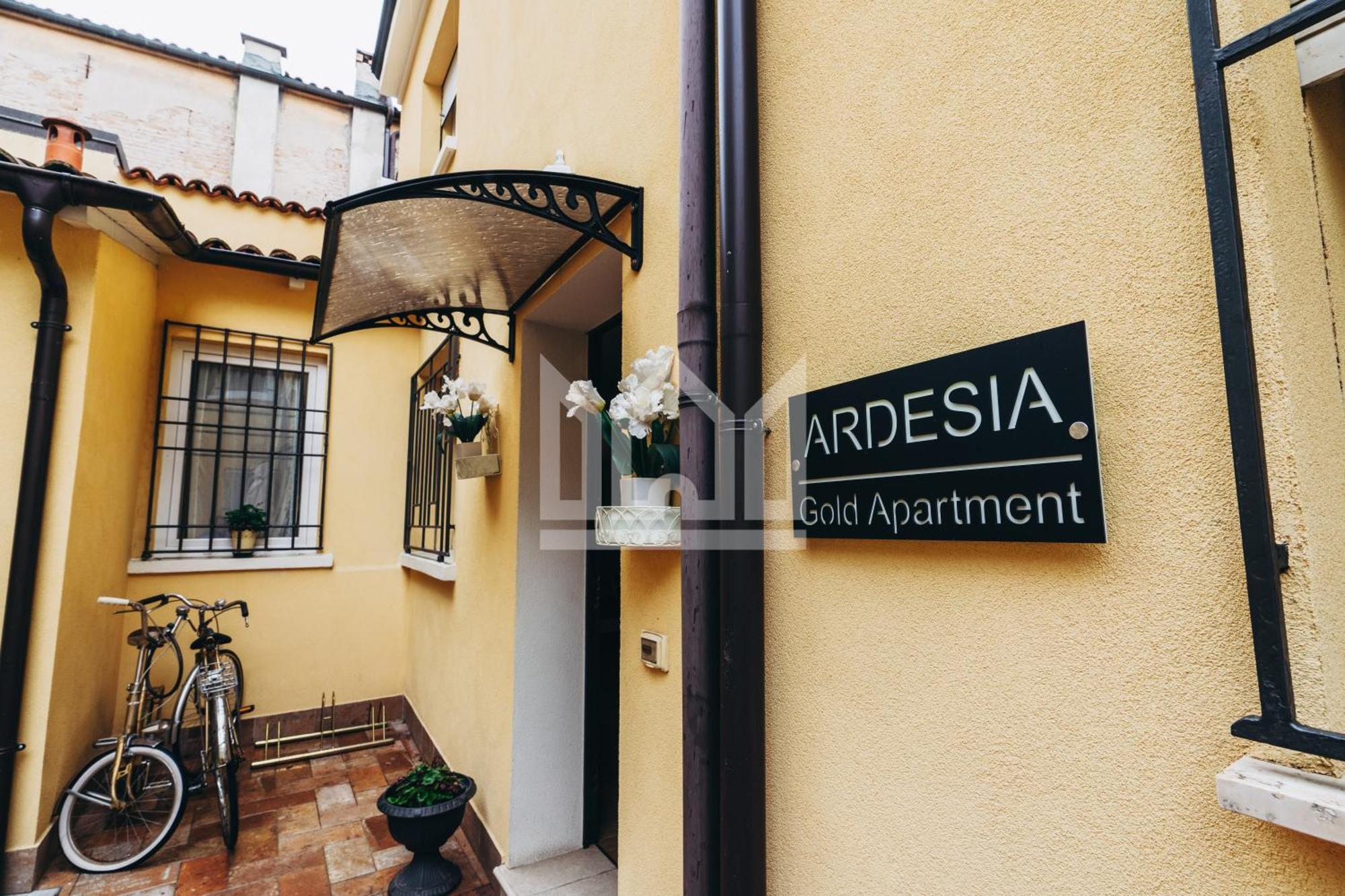 Gold Apartment Ferrara Exterior photo